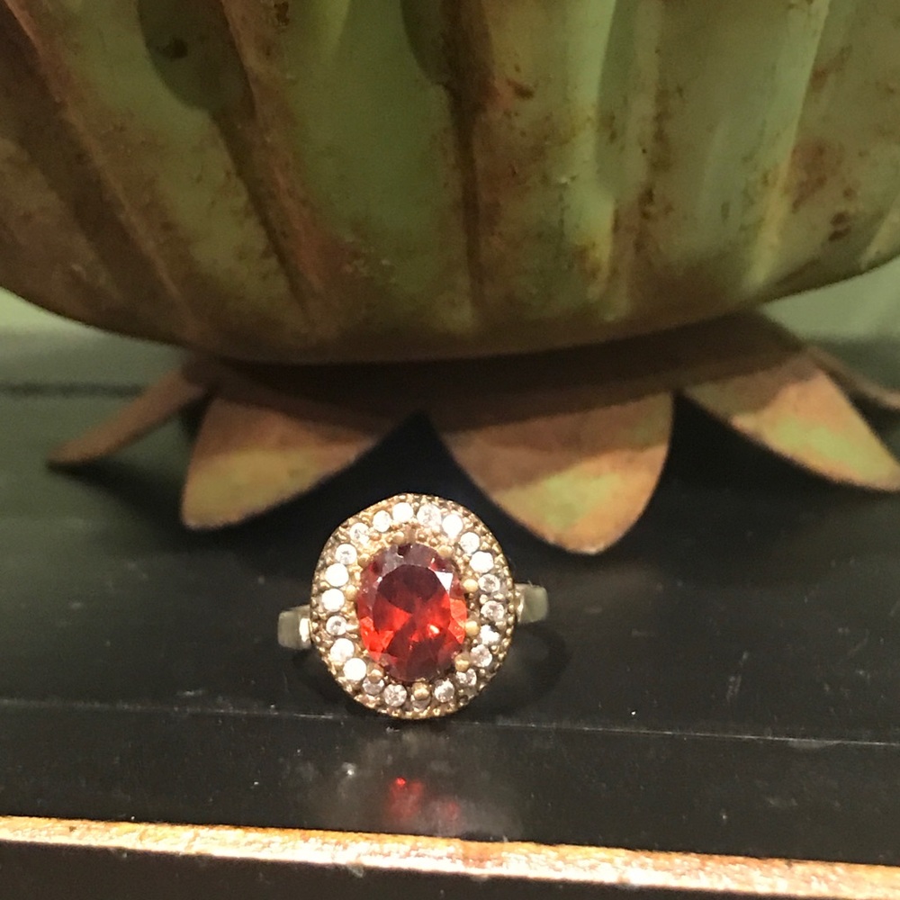 Elegant Woman’s Ring